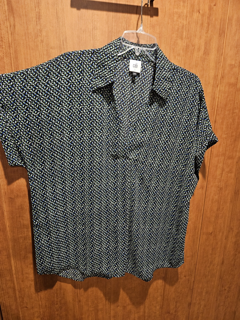 Cabi Navy and White Collared Printed Short-Sleeve Blouse